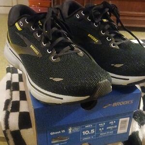 Mens Size 10.5 Brooks Ghost 15 Running Shoes